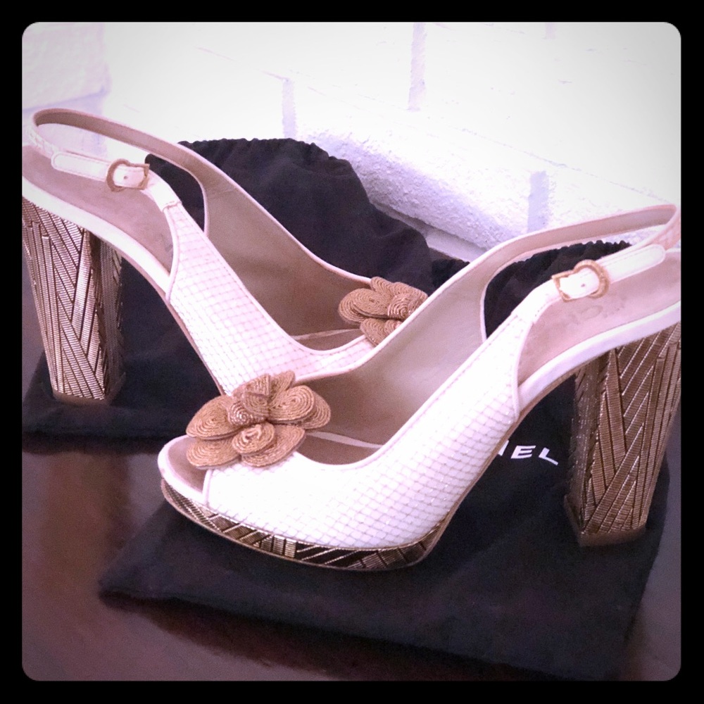 CHANEL Slingback White & Gold Peep Toe Heels